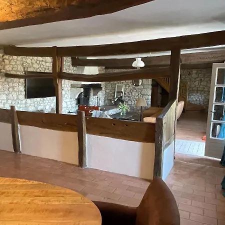 Dom wakacyjny Domaine Le Nourrissat Savignac-de-Duras