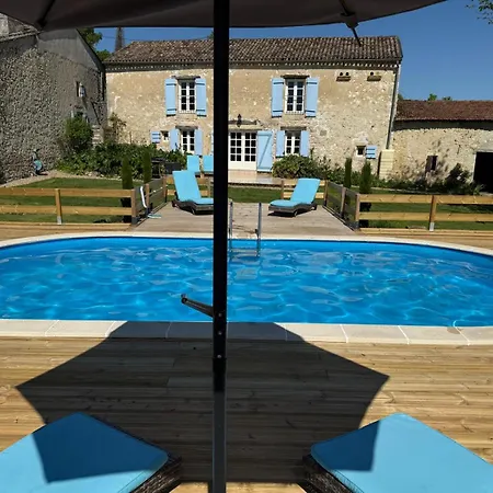 Domaine Le Nourrissat Hébergement de vacances Savignac-de-Duras